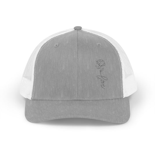 Trucker Snapback Cap — Classic Mesh Baseball Hat