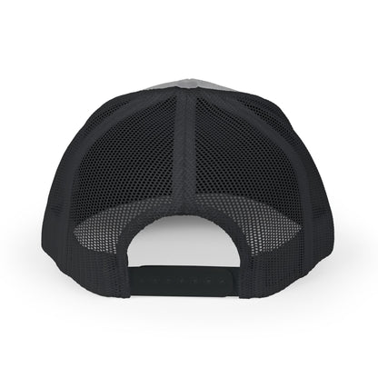Trucker Snapback Cap — Classic Mesh Baseball Hat